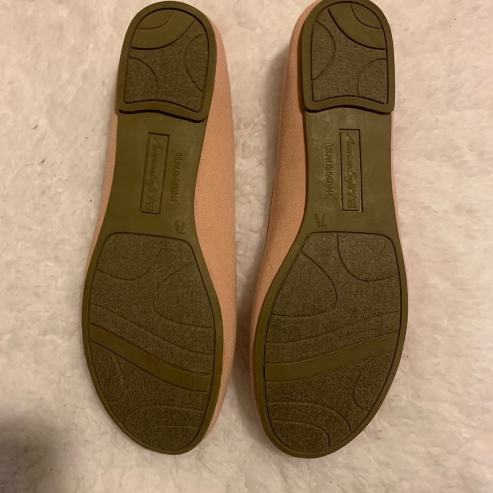 Flats - Picture 2 of 3
